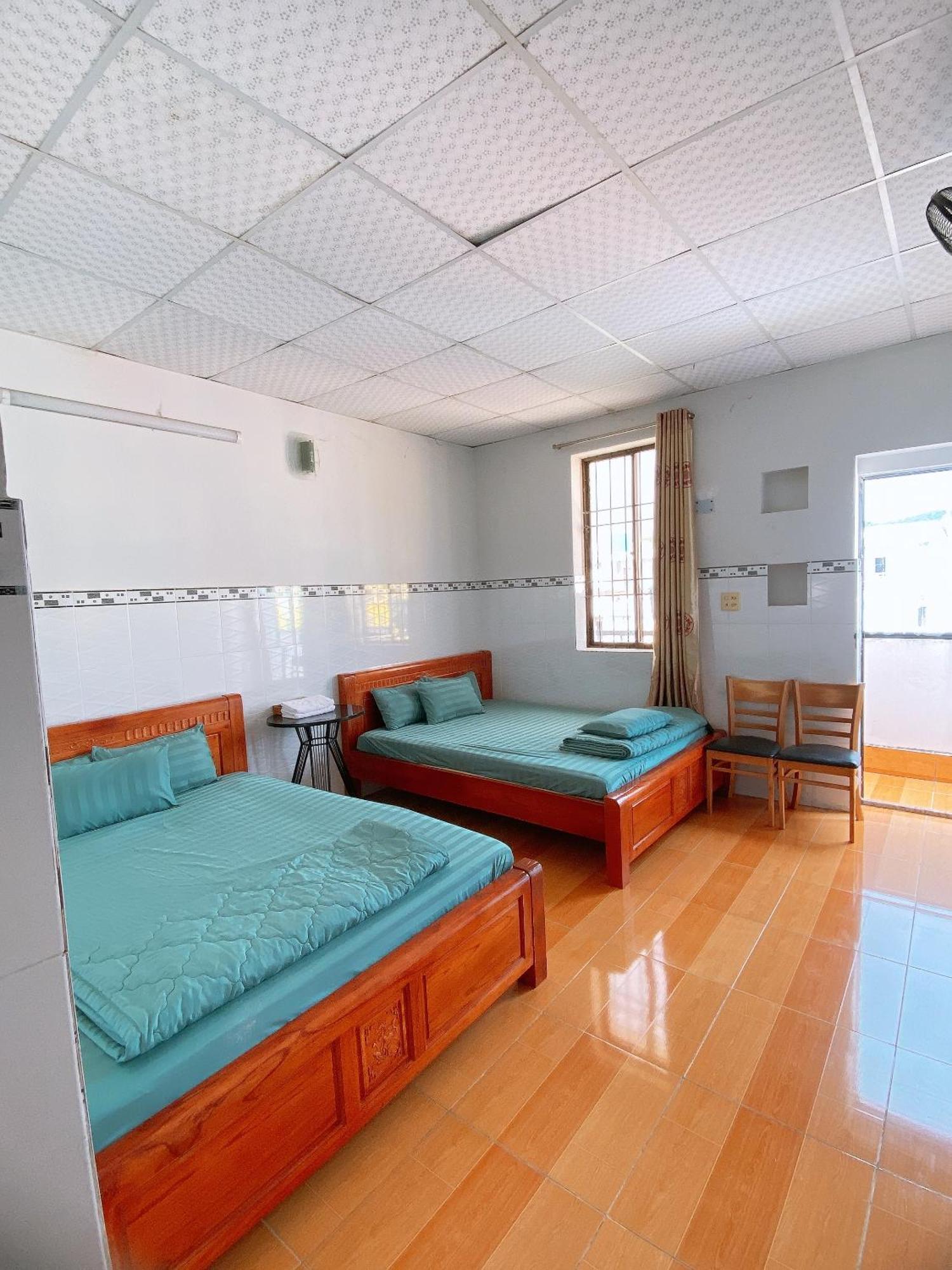 Hostel Nha Nghi Cam Tien 2 Hà Tiên Exterior foto
